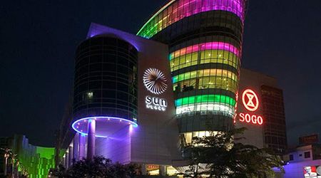 SUN PLAZA
