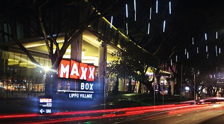 MAXXBOX LIPPO VILLAGE
